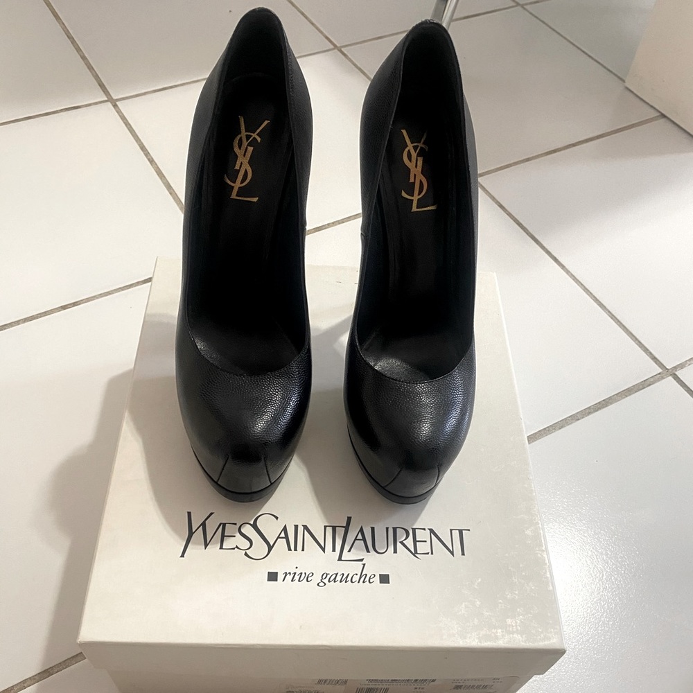 Authentic YSL Tribute Pumps